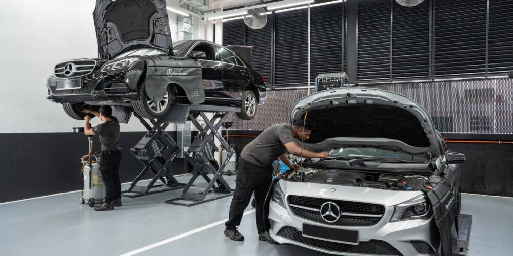 Car Garage in Dubai